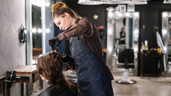 From Function to Fashion: What Uniform is Best for Hairdressers?